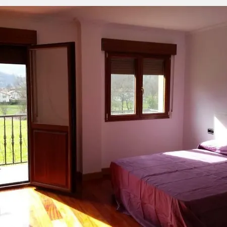 Casa Independiente * Liendo