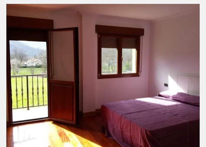 Casa Independiente * Liendo